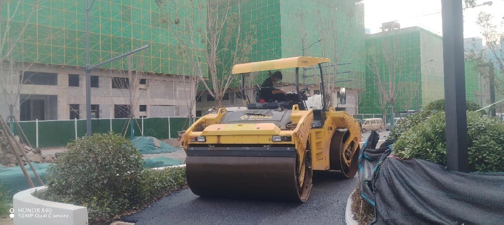 郑州沥青路面常见病害拥包的形成原因及处治方法