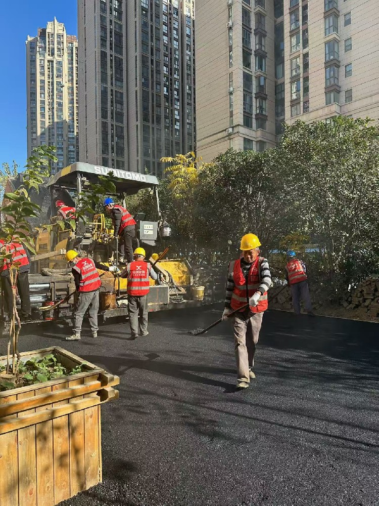 郑州沥青路面：开启便捷生活的钥匙
