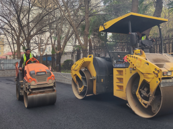 郑州沥青路面施工团队从拌合站到通车日：一条路的“诞生史诗”