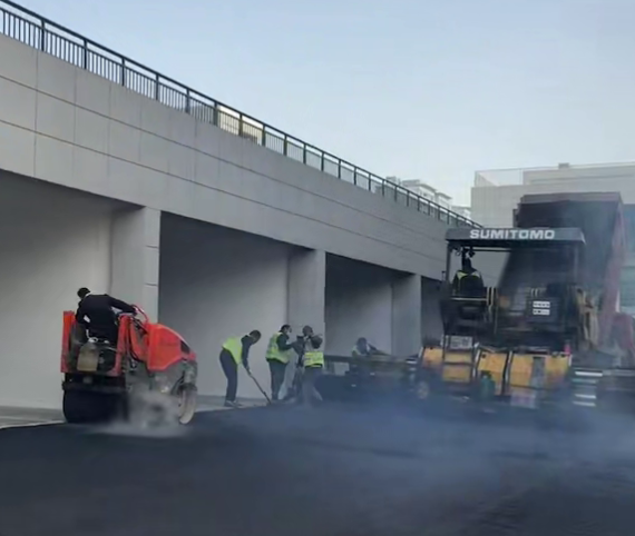 郑州沥青路面施工中的纤维稳定剂应用技术与质量控制