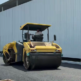 深耕沥青路面施工，用经验与匠心打造高品质通行路面