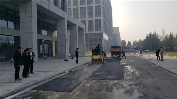 低温环境下郑州沥青混凝土路面的施工
